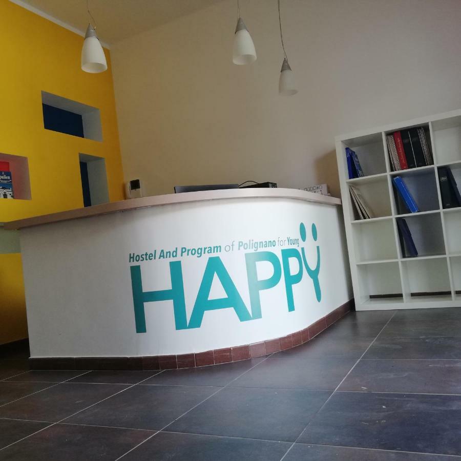 Happy Hostel For Young Polignano a Mare Exterior photo